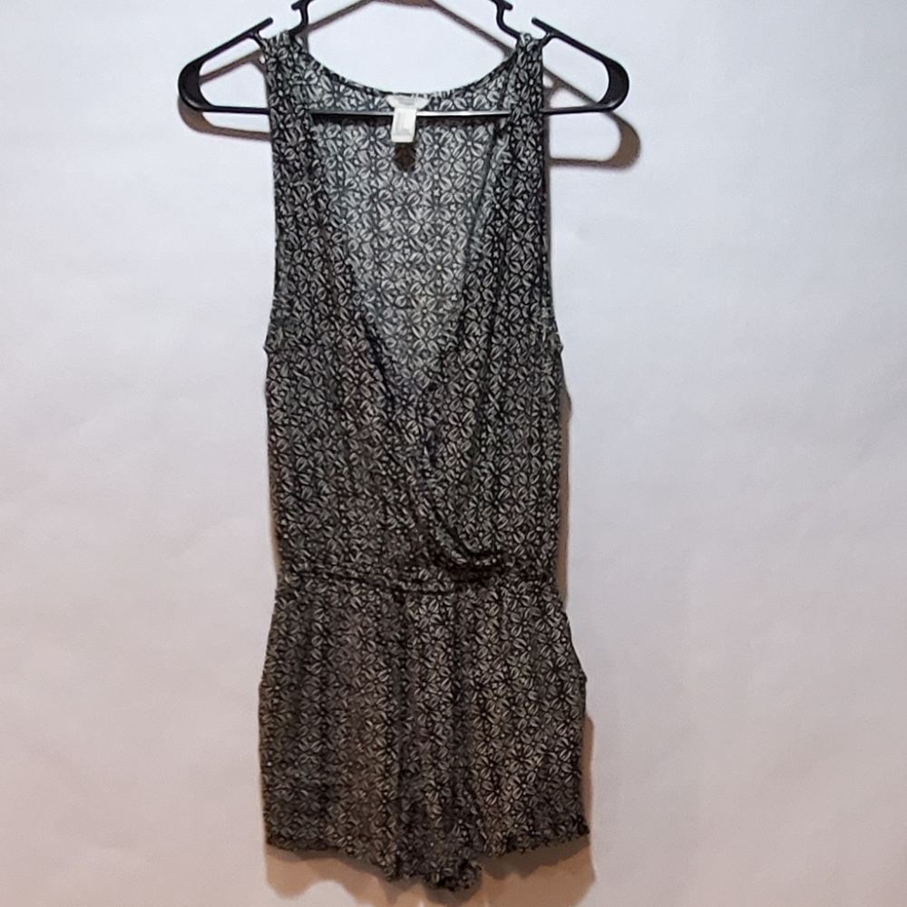 Forever 21 shorts romper